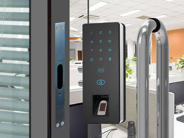 鎮江換鎖電話（開門鎖安裝指紋鎖）